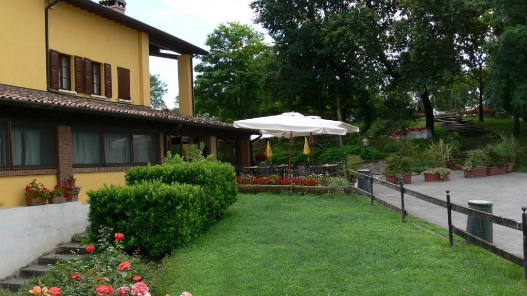 Tenuta Le Sorgive Agriturismo Solferino Luaran gambar